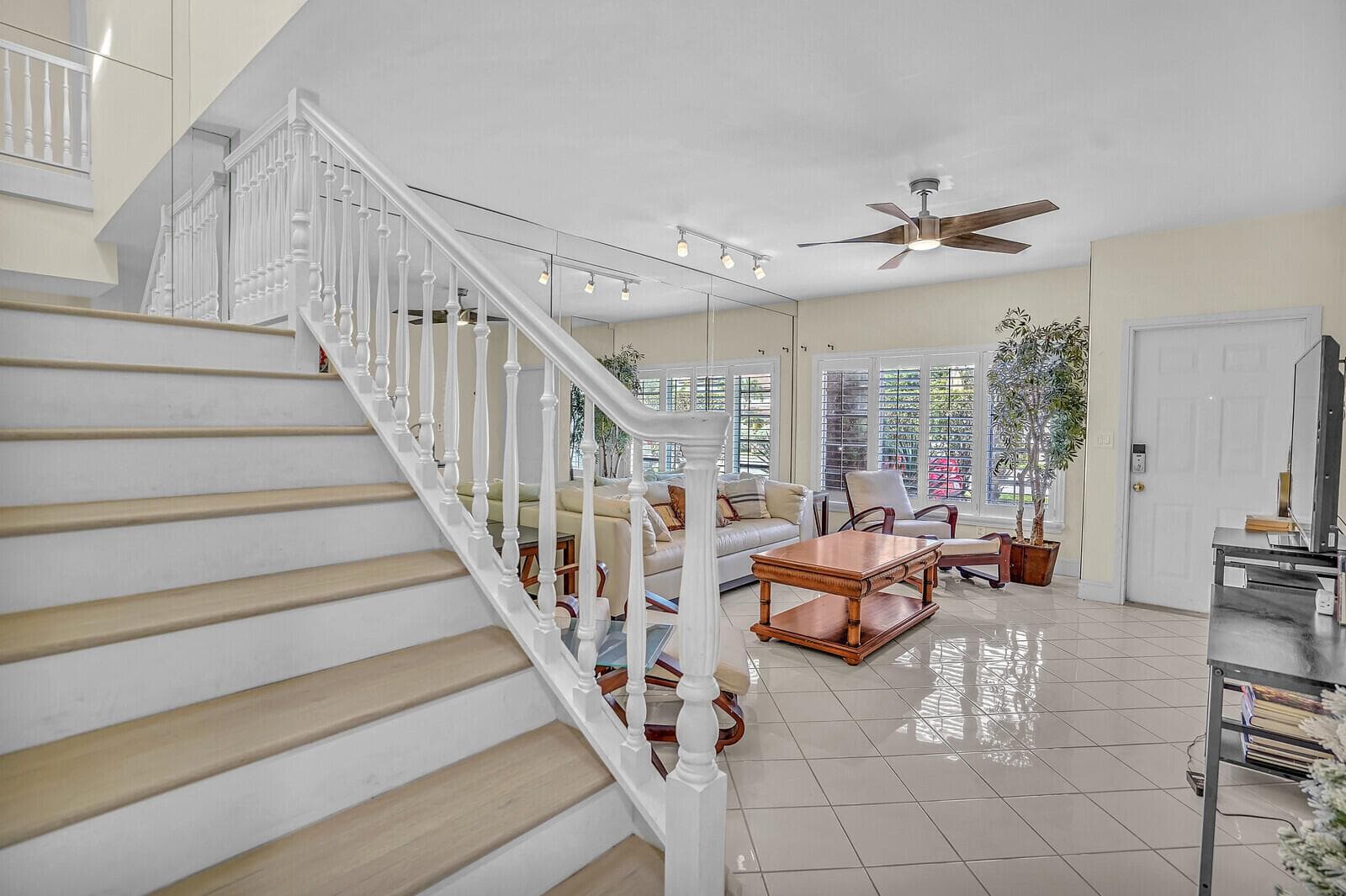 584 SE 20th Avenue # 2, Deerfield Beach, FL 33441 photo 4