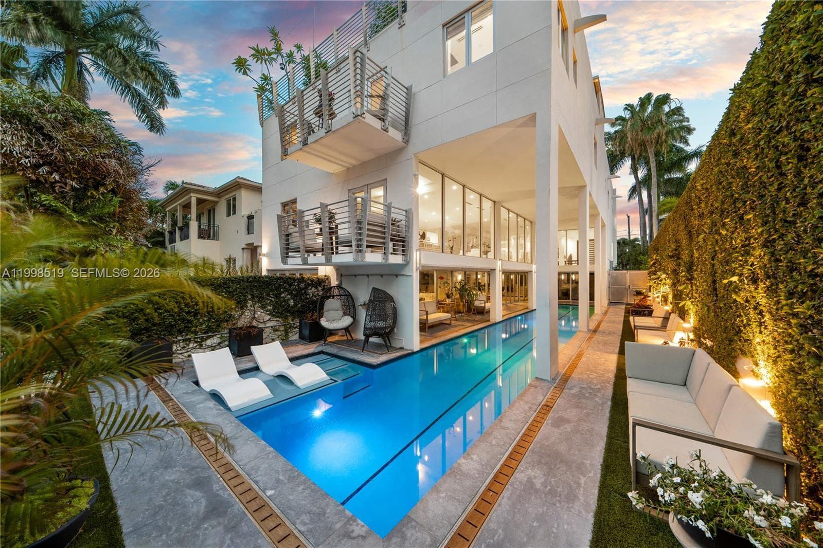 215 Palm Ave, Miami Beach, FL 33139 photo 5
