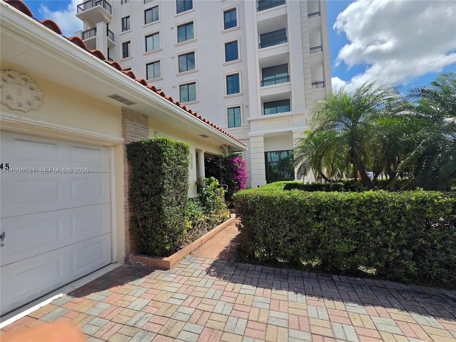 345 Malaga Ave, Coral Gables, FL 33134 photo 3