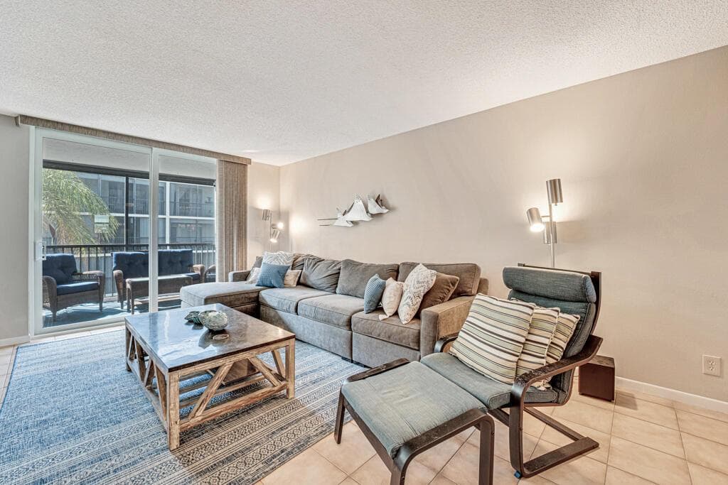 760 E Ocean Avenue # 303, Boynton Beach, FL 33435 photo 2