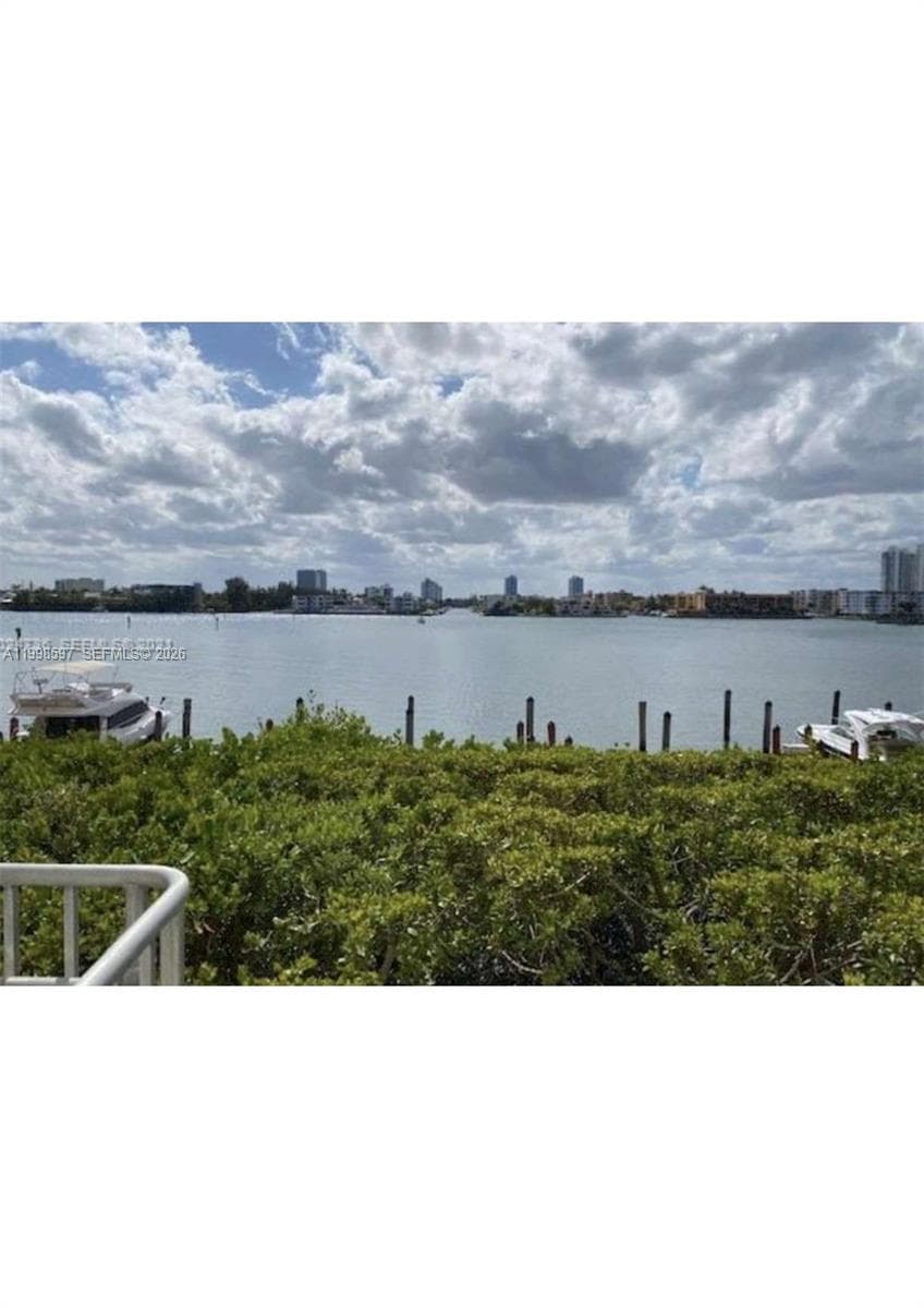 17050 N Bay Rd # 605, Sunny Isles Beach, FL 33160