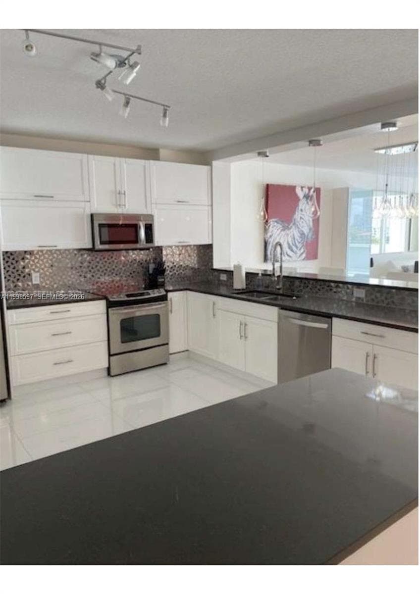 17050 N Bay Rd # 605, Sunny Isles Beach, FL 33160 photo 4