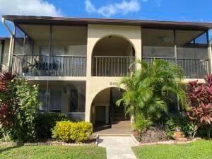 446 Pine Glen Lane # A-1, FL 33463 photo 2
