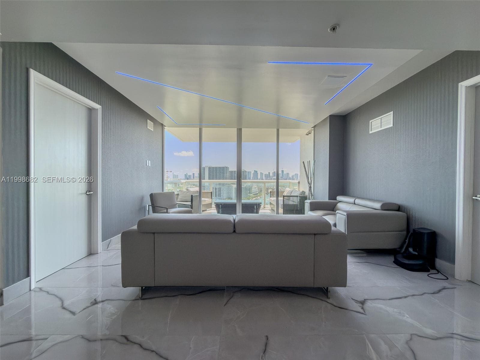 1861 NW S River Dr # 2308, Miami, FL 33125 photo 5