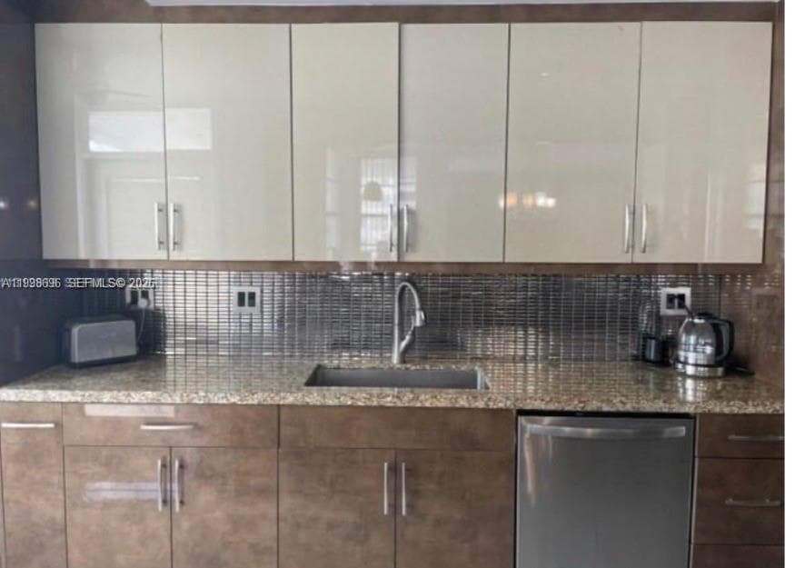 18041 Biscayne Blvd # 1104, Aventura, FL 33160 photo 3