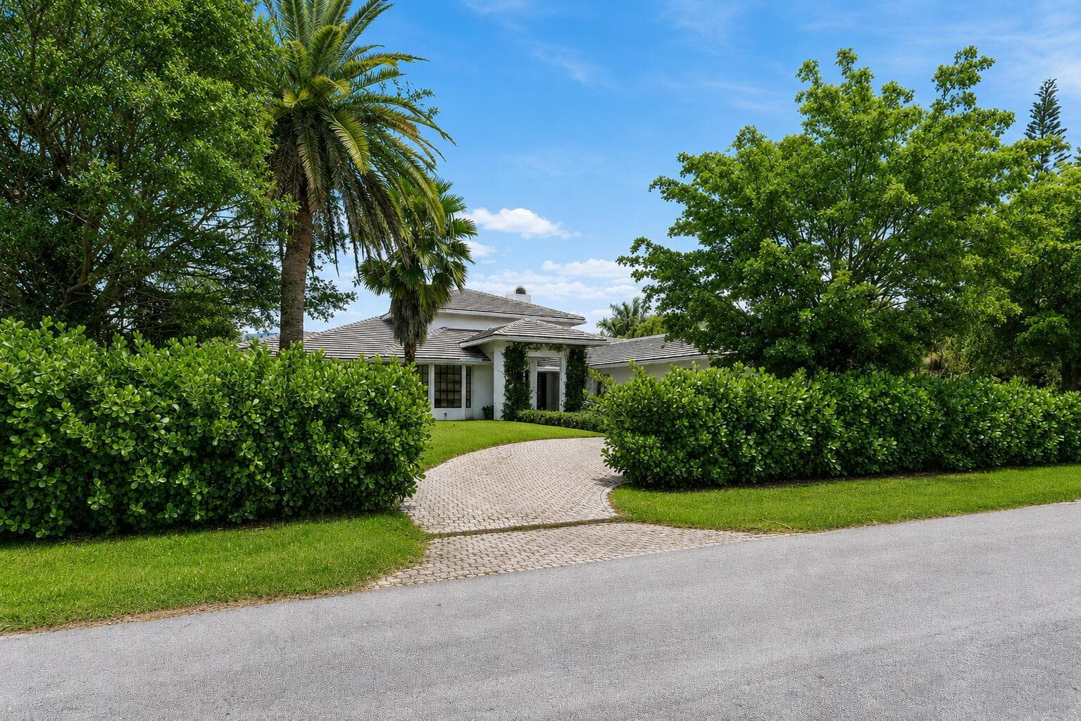 11839 Maidstone Drive, Wellington, FL 33414 photo 2