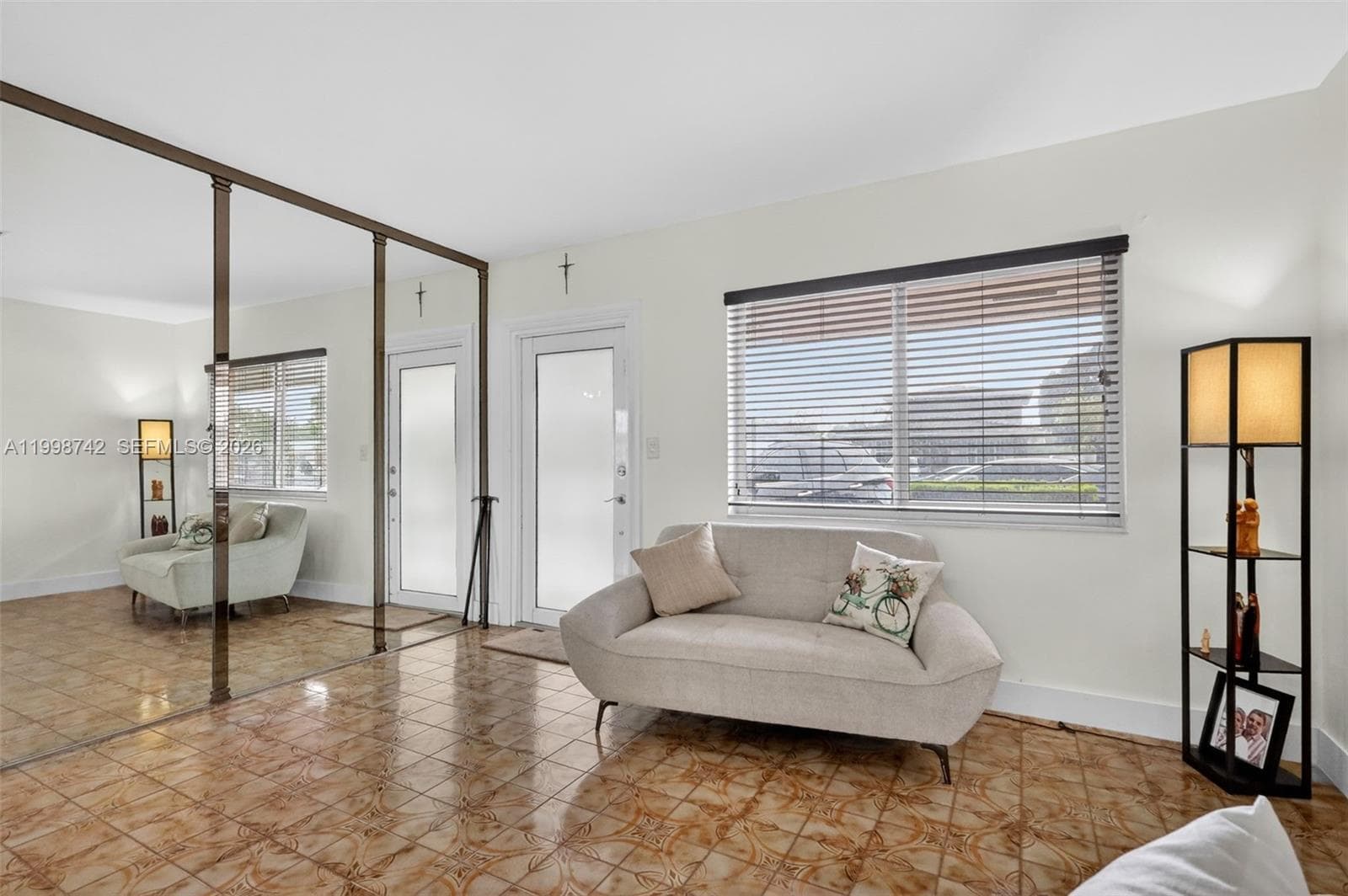 733 W 33rd St, Hialeah, FL 33012 photo 5