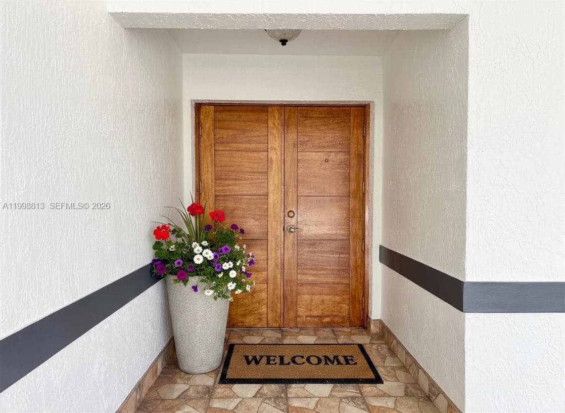 10140 SW 26th Ter, Miami, FL 33165 photo 3