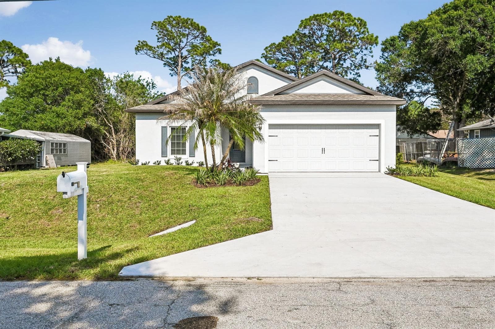 5204 Palm Drive, Fort Pierce, FL 34982 photo 4