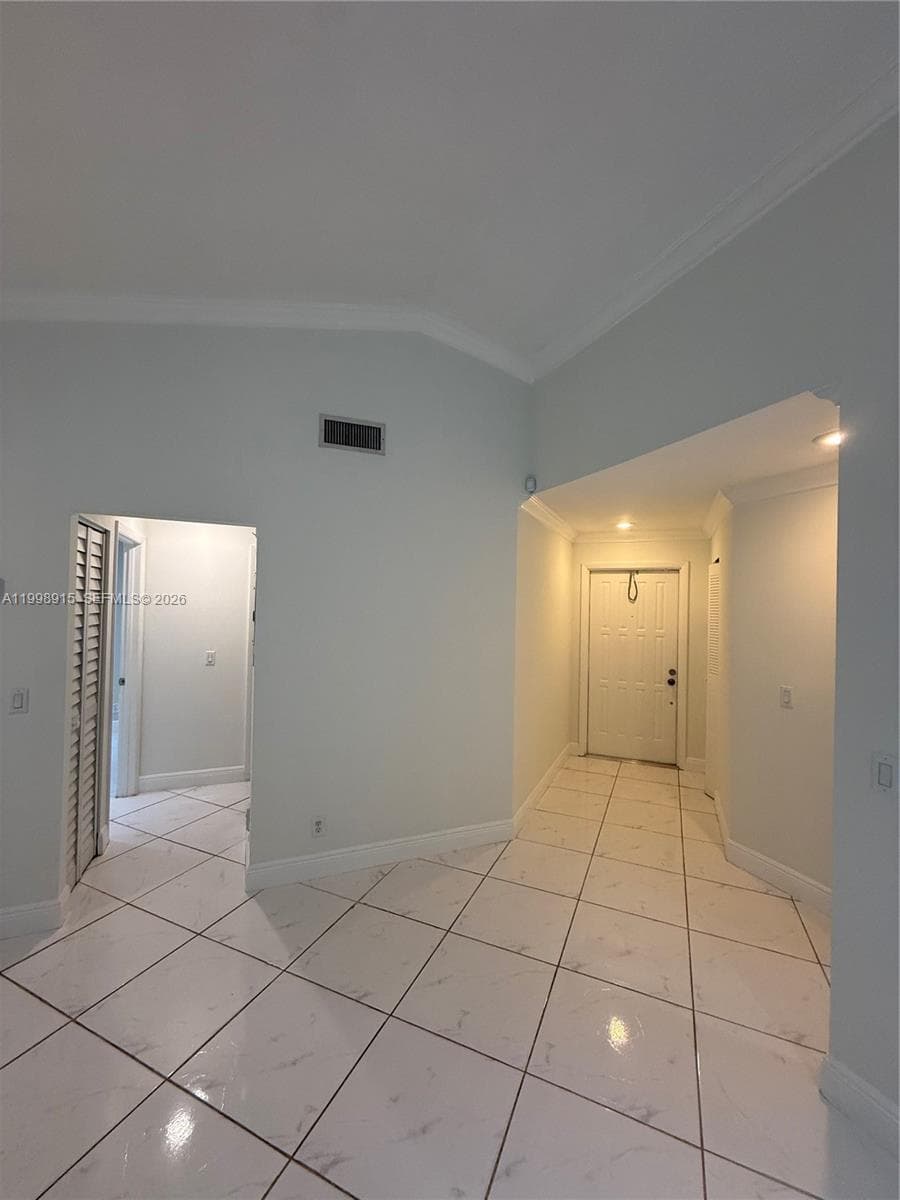 17268 NW 60th Ct, Hialeah, FL 33015 photo 3