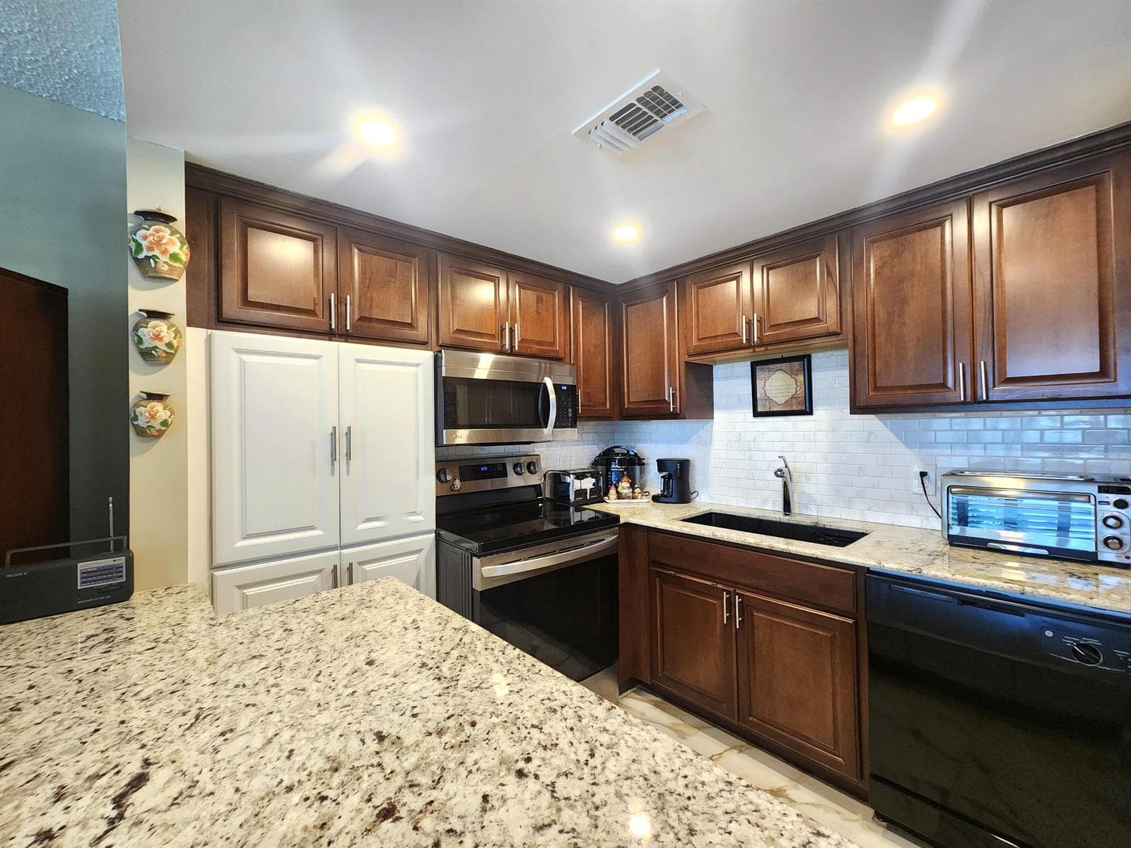 1012 Ellesmere A # 1012, Deerfield Beach, FL 33442 photo 2