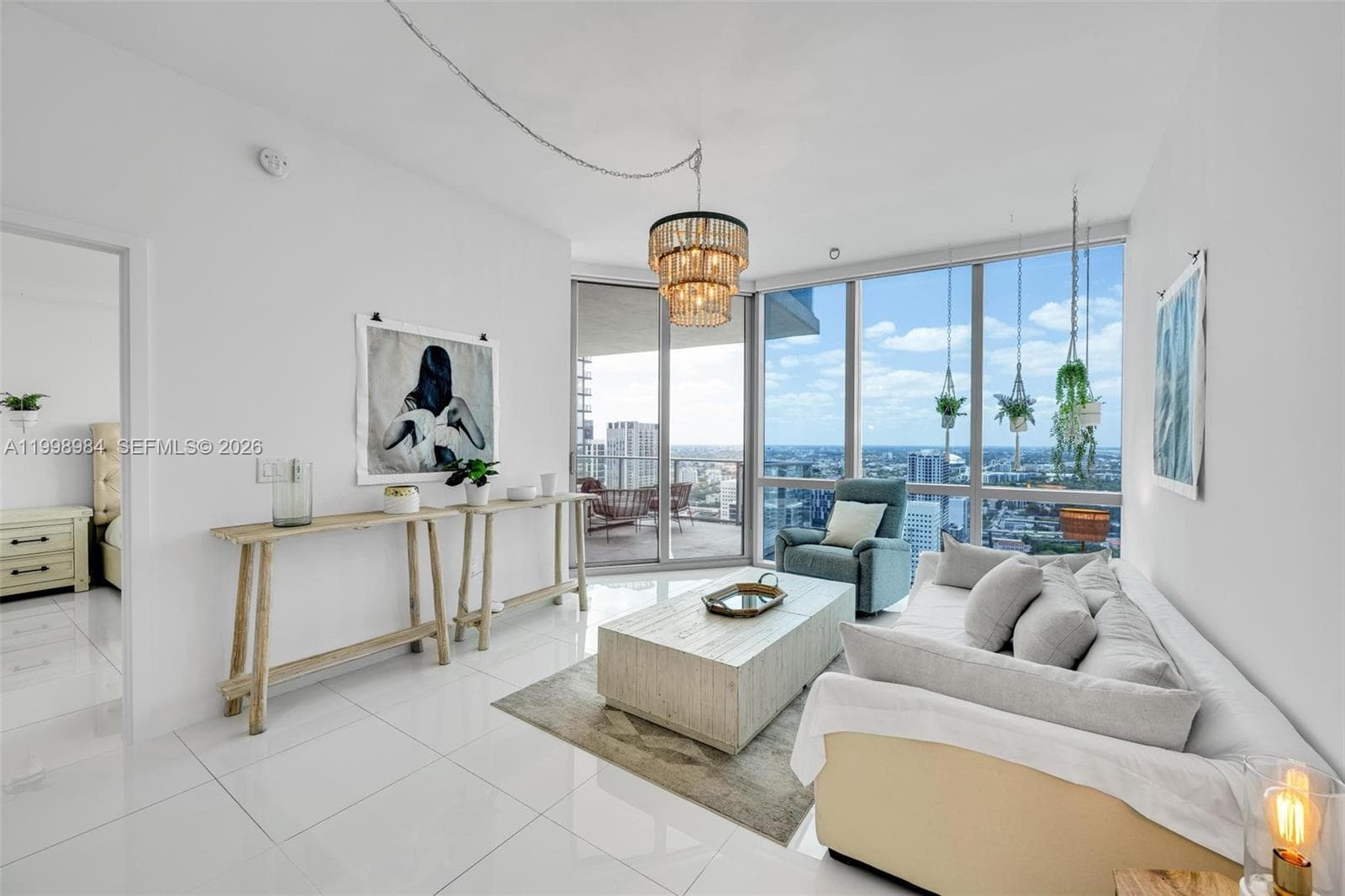 851 NE 1st Ave # 3708, Miami, FL 33132