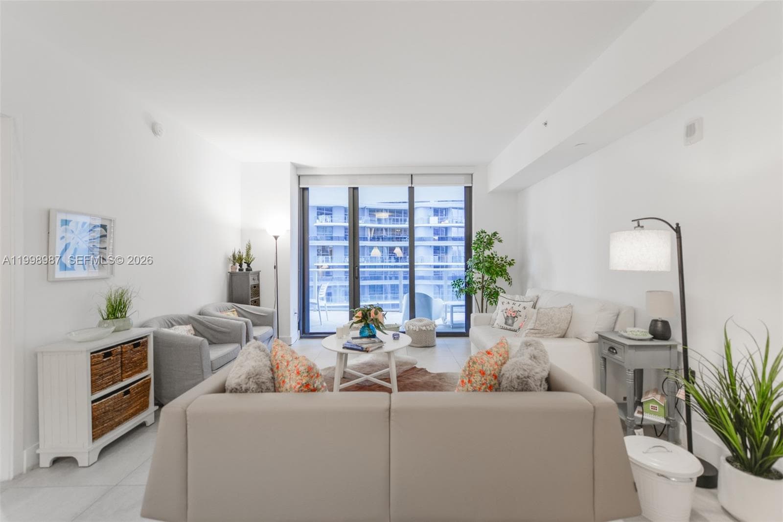 1010 Brickell Ave # 2906, Miami, FL 33131 photo 4