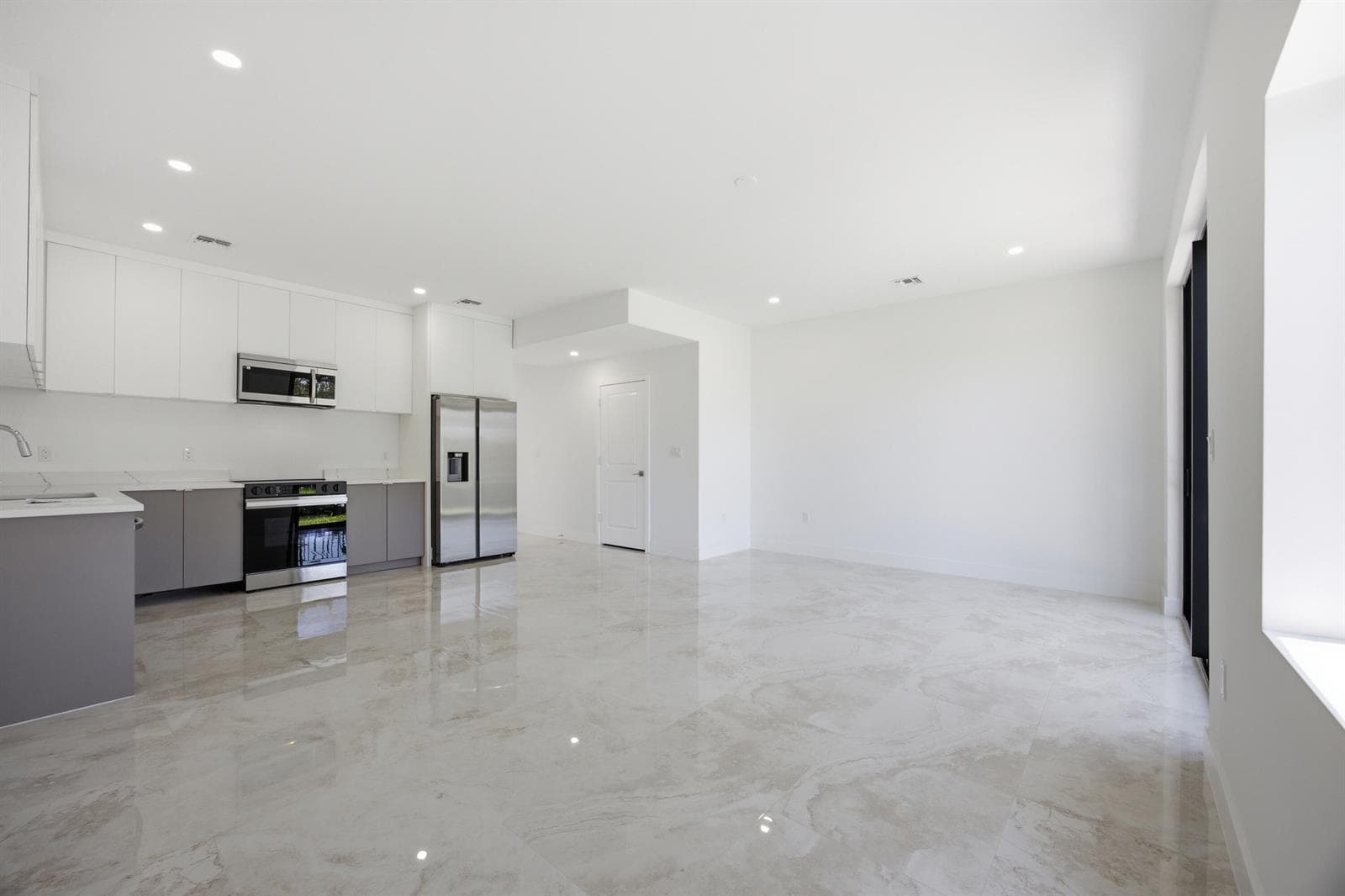 1546 NW 1st Avenue, Pompano Beach, FL 33060 photo 5
