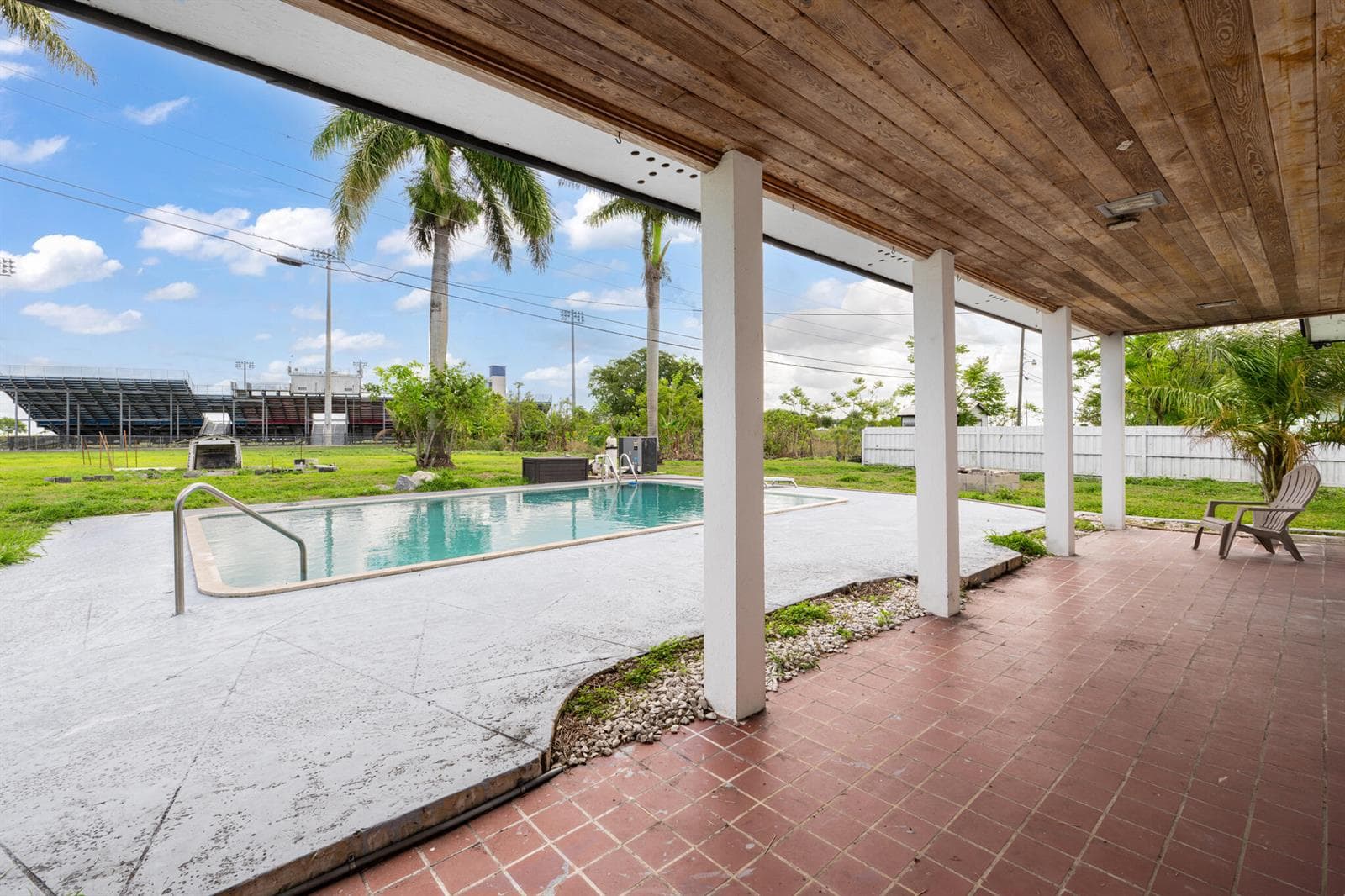 360 Kismet Avenue, Pahokee, FL 33476 photo 5