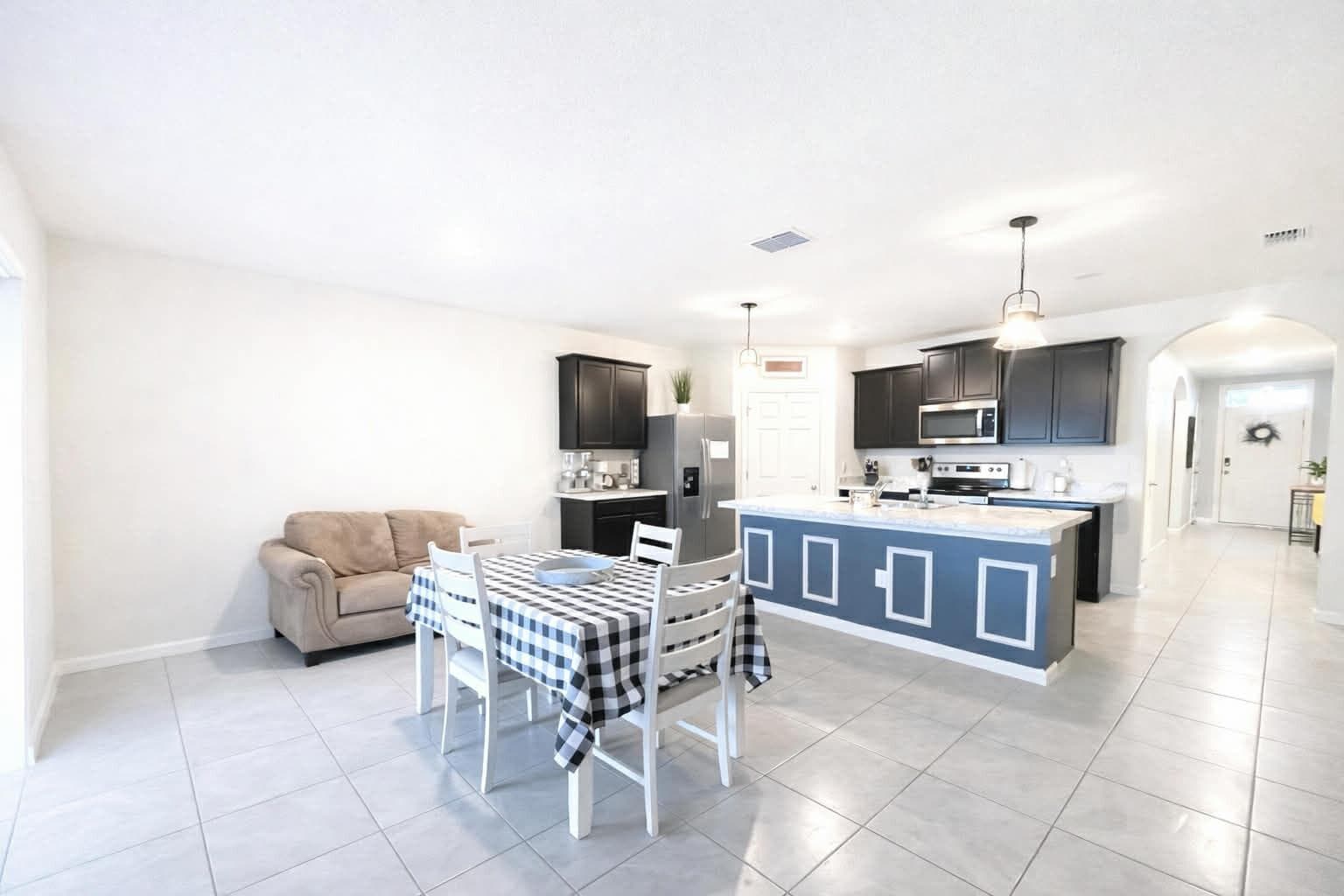 1040 SW Canary Terrace, Port St. Lucie, FL 34953 photo 5