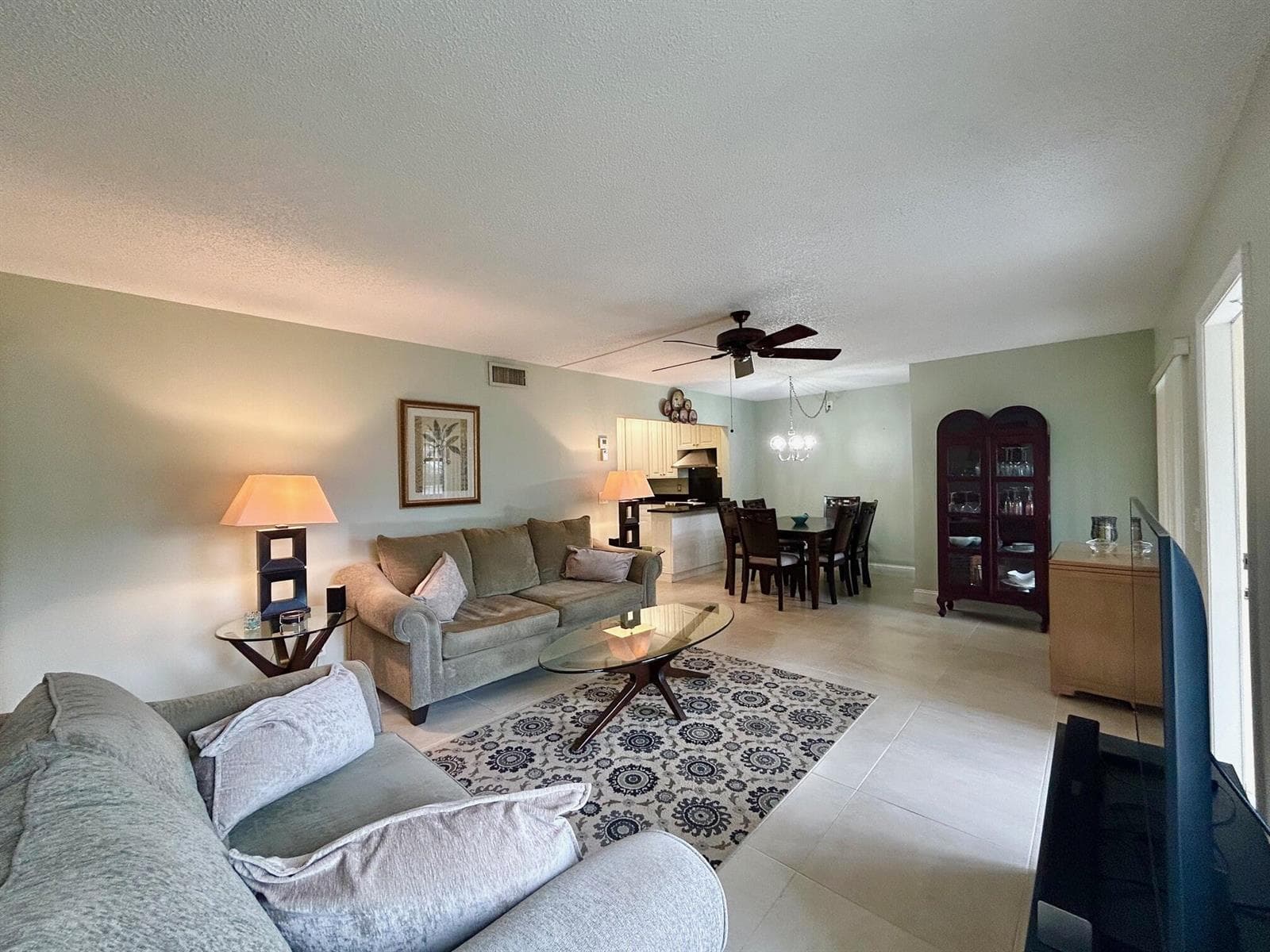 140 Lake Pine Circle # A-1, FL 33463 photo 2
