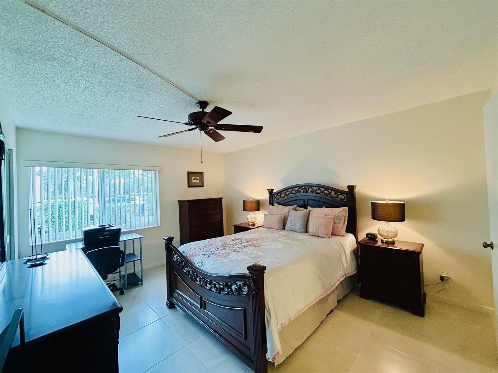 140 Lake Pine Circle # A-1, FL 33463 photo 3