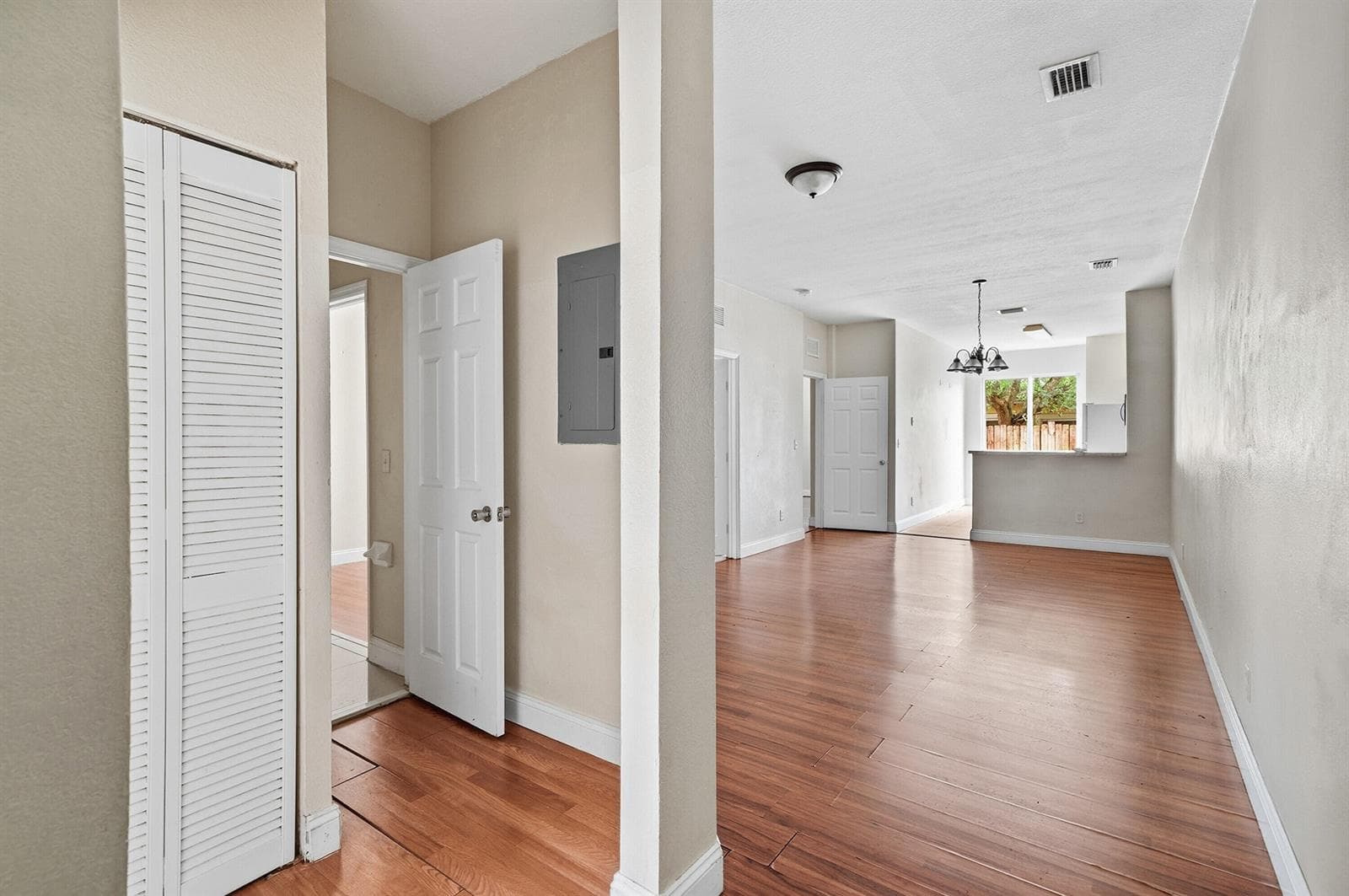 1584 SW 2nd Street, Homestead, FL 33030 photo 5