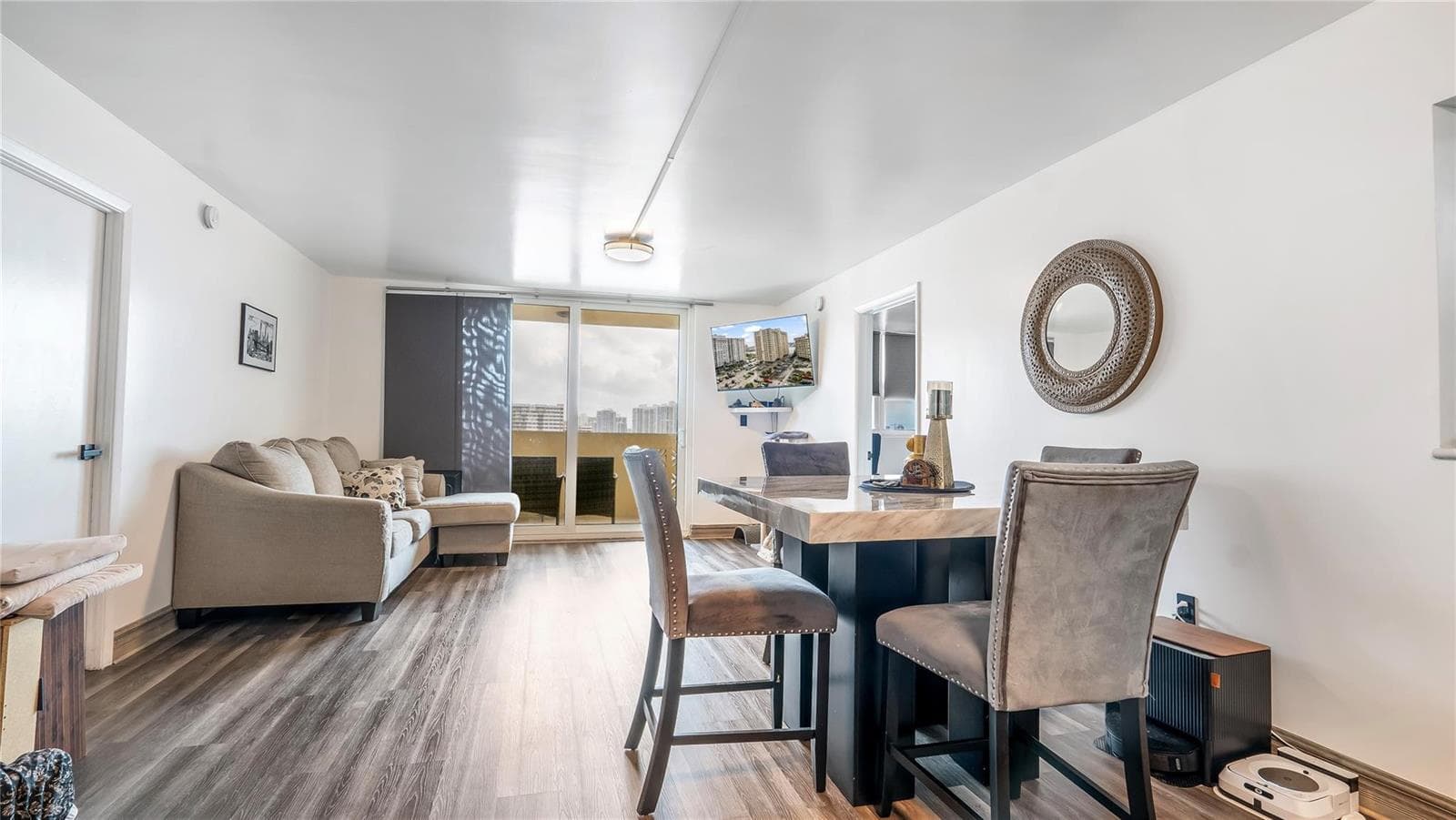 1833 S Ocean Drive # 1608, Hallandale Beach, FL 33009 photo 2