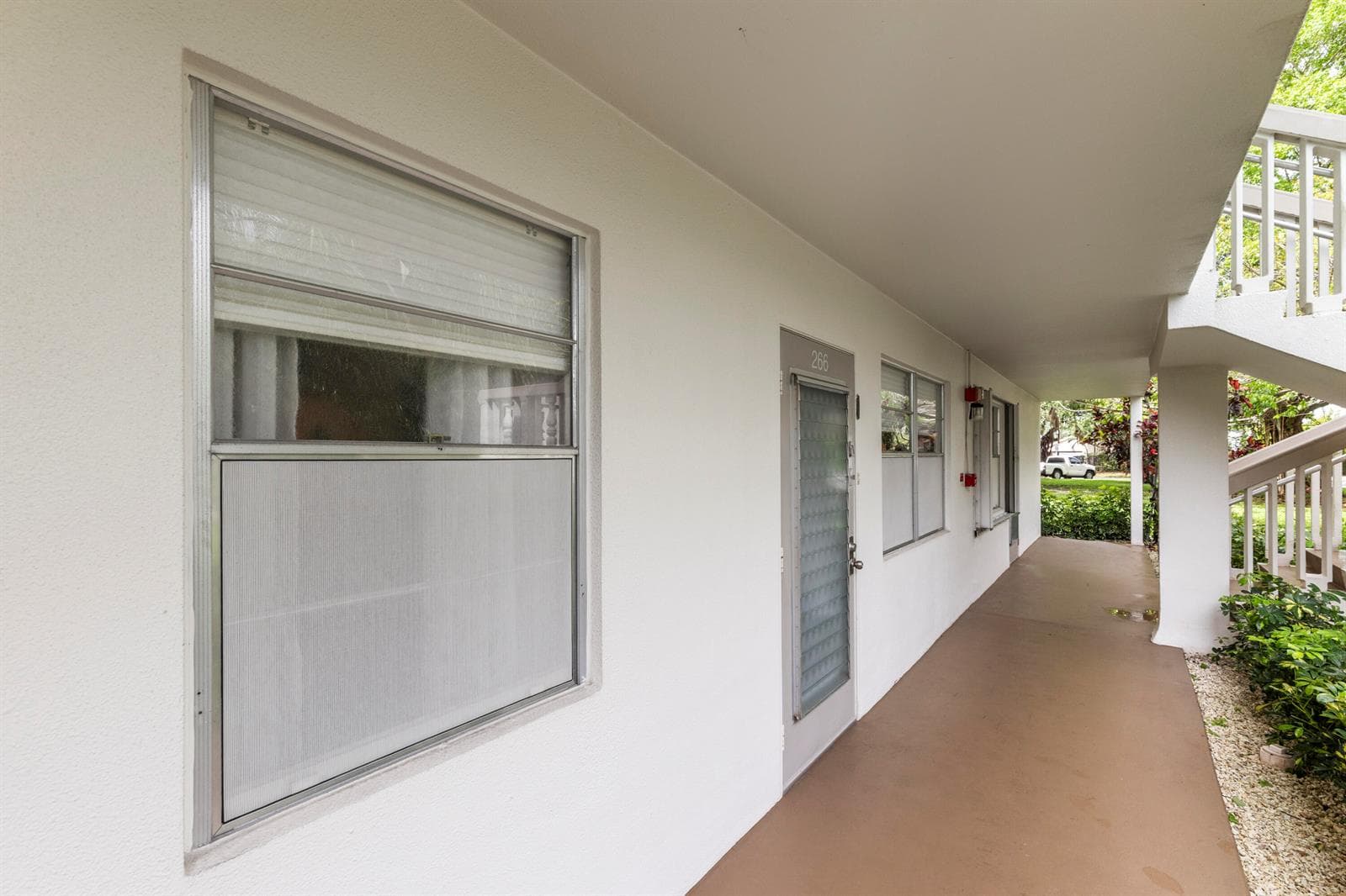 266 Ventnor S, Deerfield Beach, FL 33442 photo 2