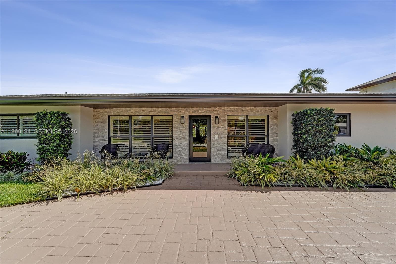 2832 NE 26th St, Fort Lauderdale, FL 33305 photo 4