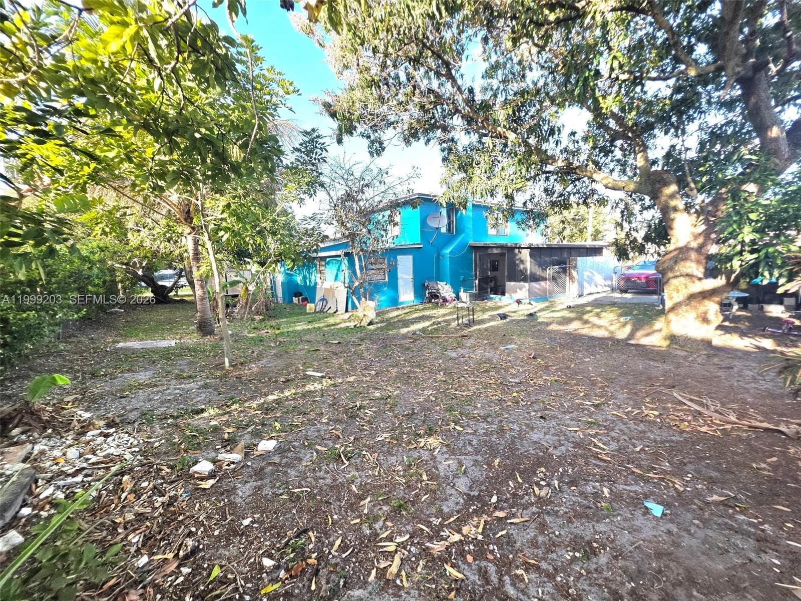 720 SW 7th Ter, Hallandale Beach, FL 33009 photo 2