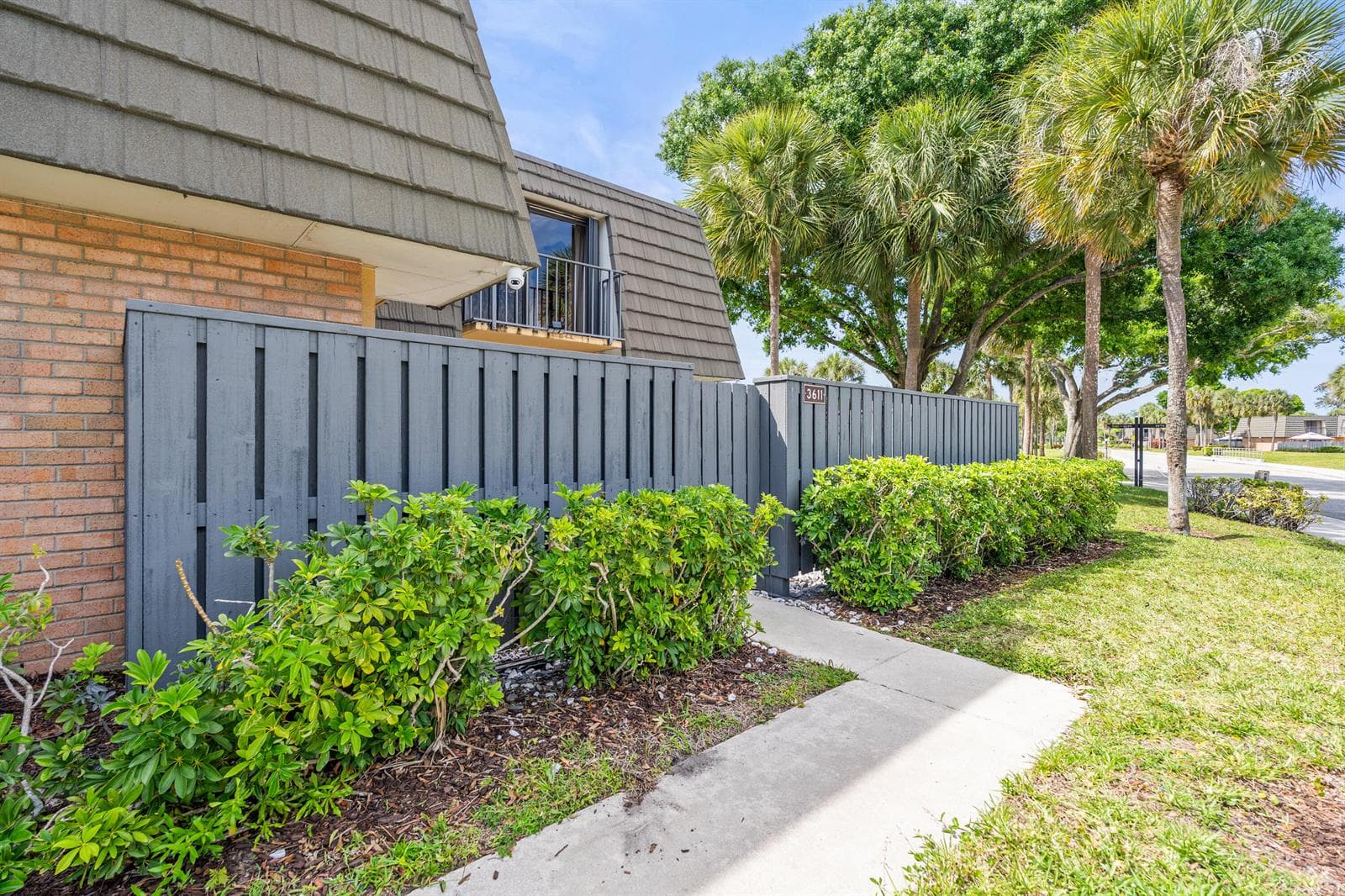 3611 36th Way, West Palm Beach, FL 33407 photo 3