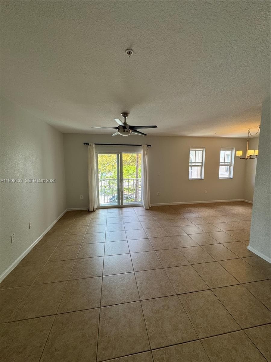 11601 NW 89th St # 209, Doral, FL 33178 photo 4