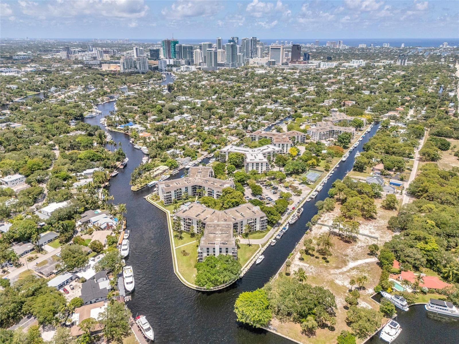 900 River Reach Drive # 518, Fort Lauderdale, FL 33315 photo 2
