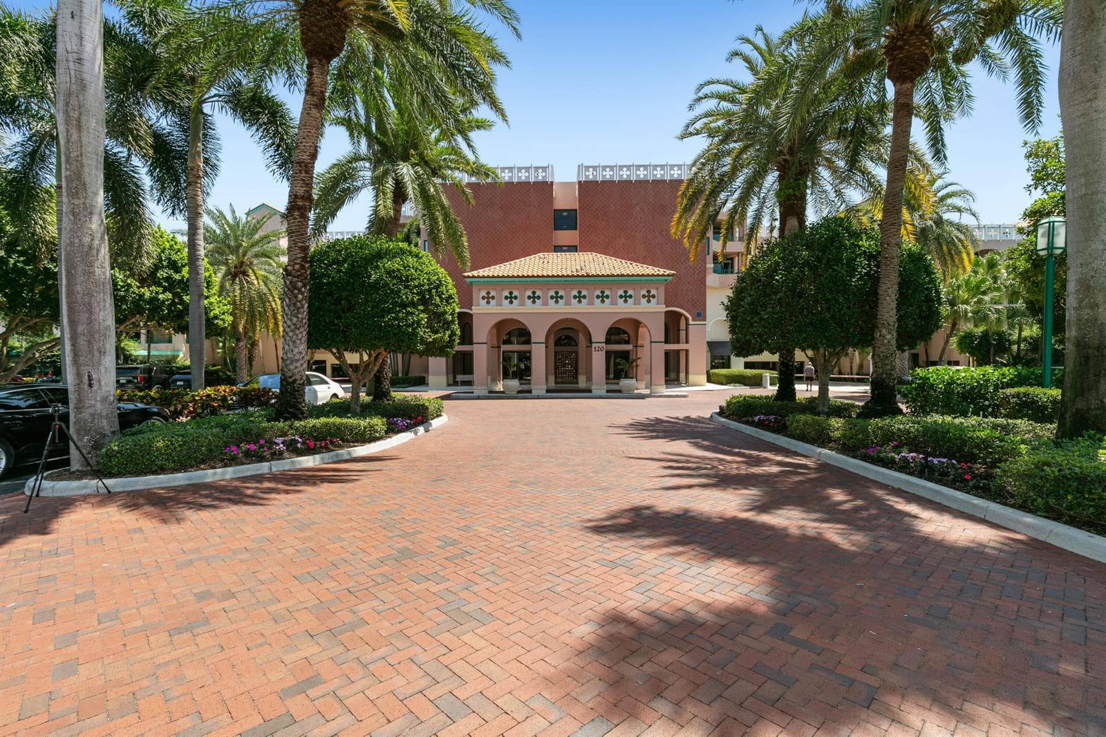 120 SE 5th Avenue # Apt 128, Boca Raton, FL 33432 photo 2