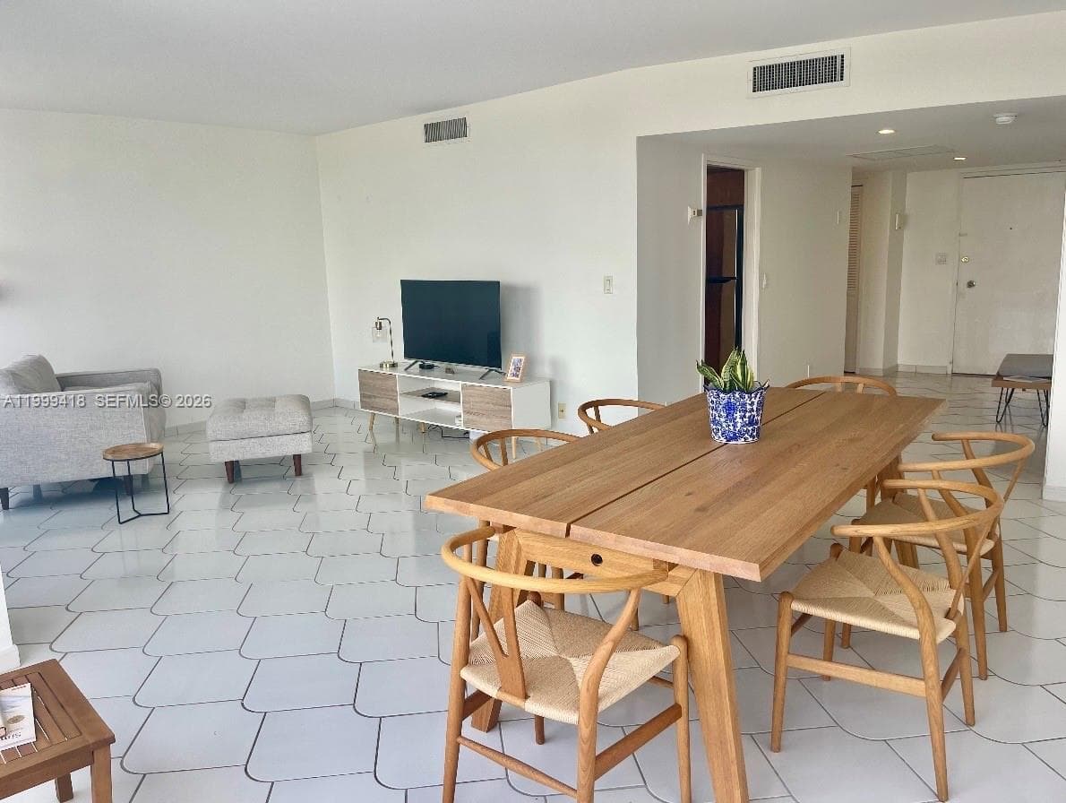 900 Bay Dr # 311, Miami Beach, FL 33141 photo 4