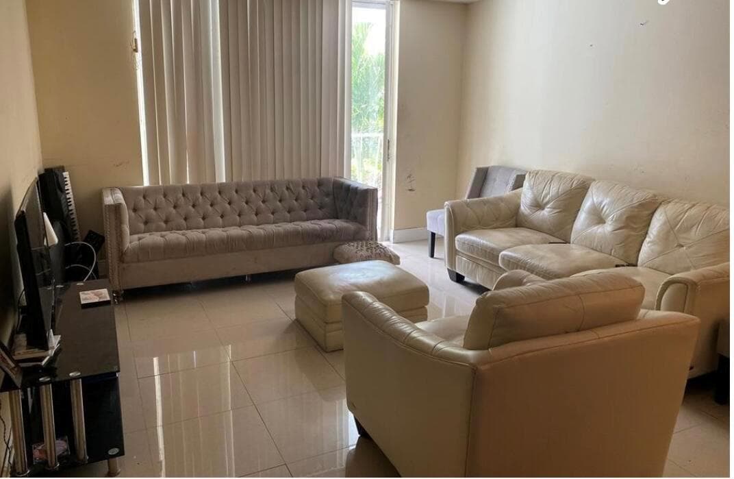 486 NW 165th St Road # B-206, Miami, FL 33169 photo 2