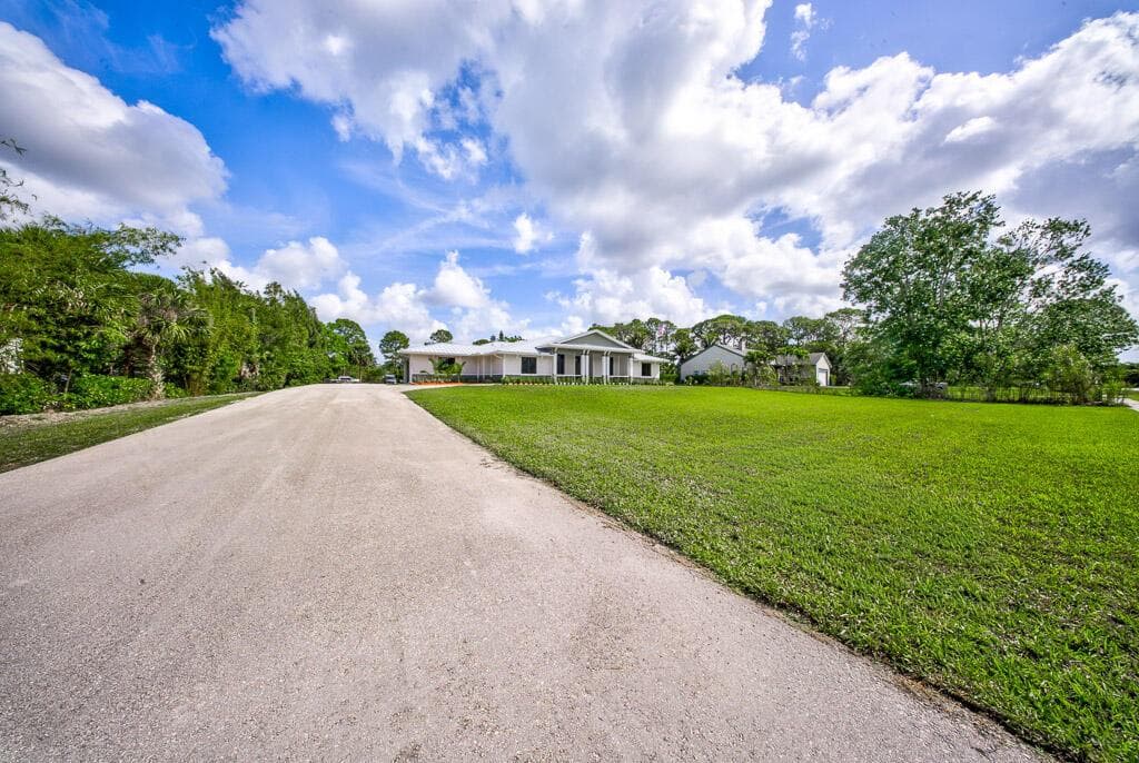 11165 Tangerine Boulevard, West Palm Beach, FL 33412 photo 5