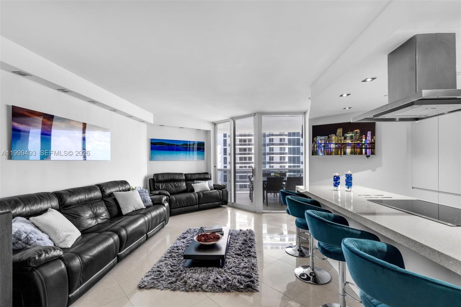 4775 Collins Ave # 3608, Miami Beach, FL 33140 photo 2