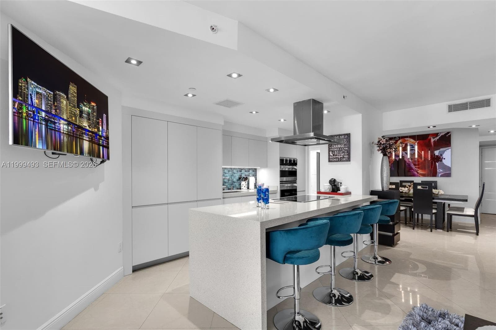 4775 Collins Ave # 3608, Miami Beach, FL 33140 photo 4