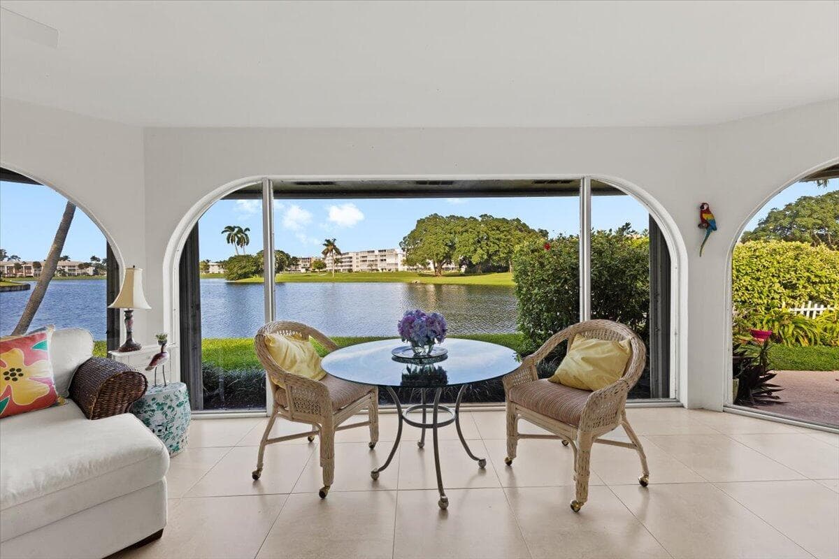 233 Rio Vista Circle # 233, Atlantis, FL 33462 photo 2