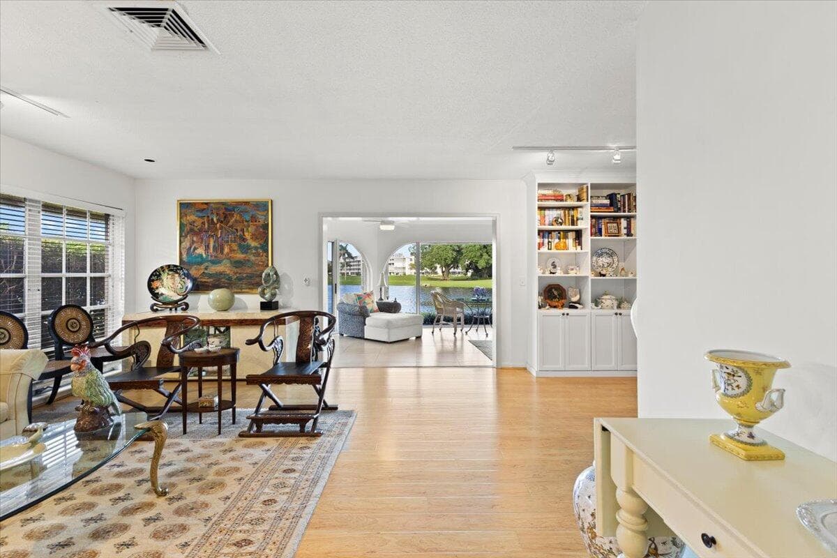 233 Rio Vista Circle # 233, Atlantis, FL 33462 photo 3