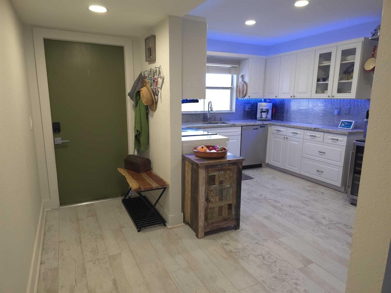 9501 Sunrise Lakes Boulevard # 305, Sunrise, FL 33322 photo 3