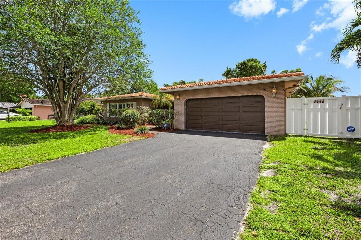 11744 NW 26th Court, Coral Springs, FL 33065 photo 4