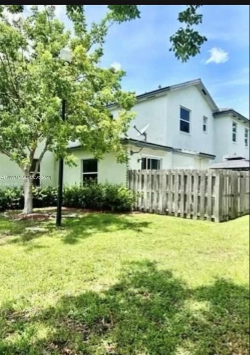 133 SE 28 # 8, Homestead, FL 33033 photo 2