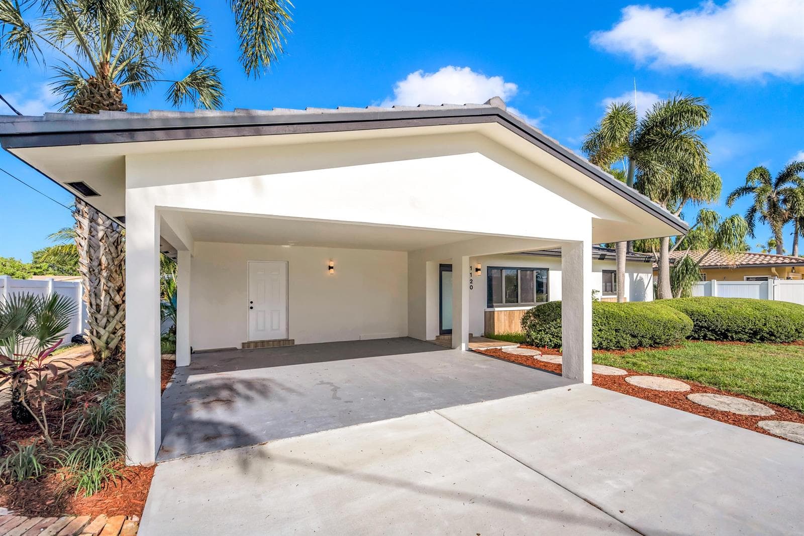 1120 SE 9th Avenue, Pompano Beach, FL 33060 photo 3