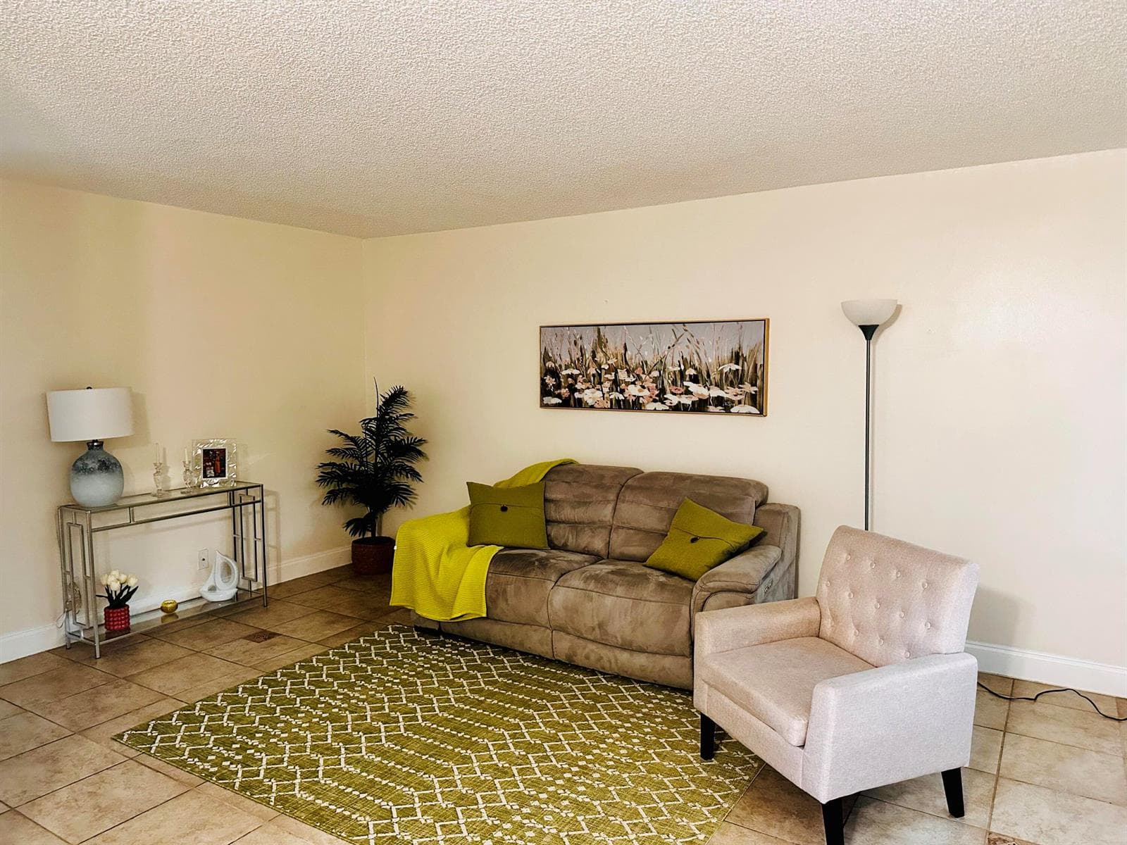13500 SW 1st Street # 111u, Pembroke Pines, FL 33027 photo 2