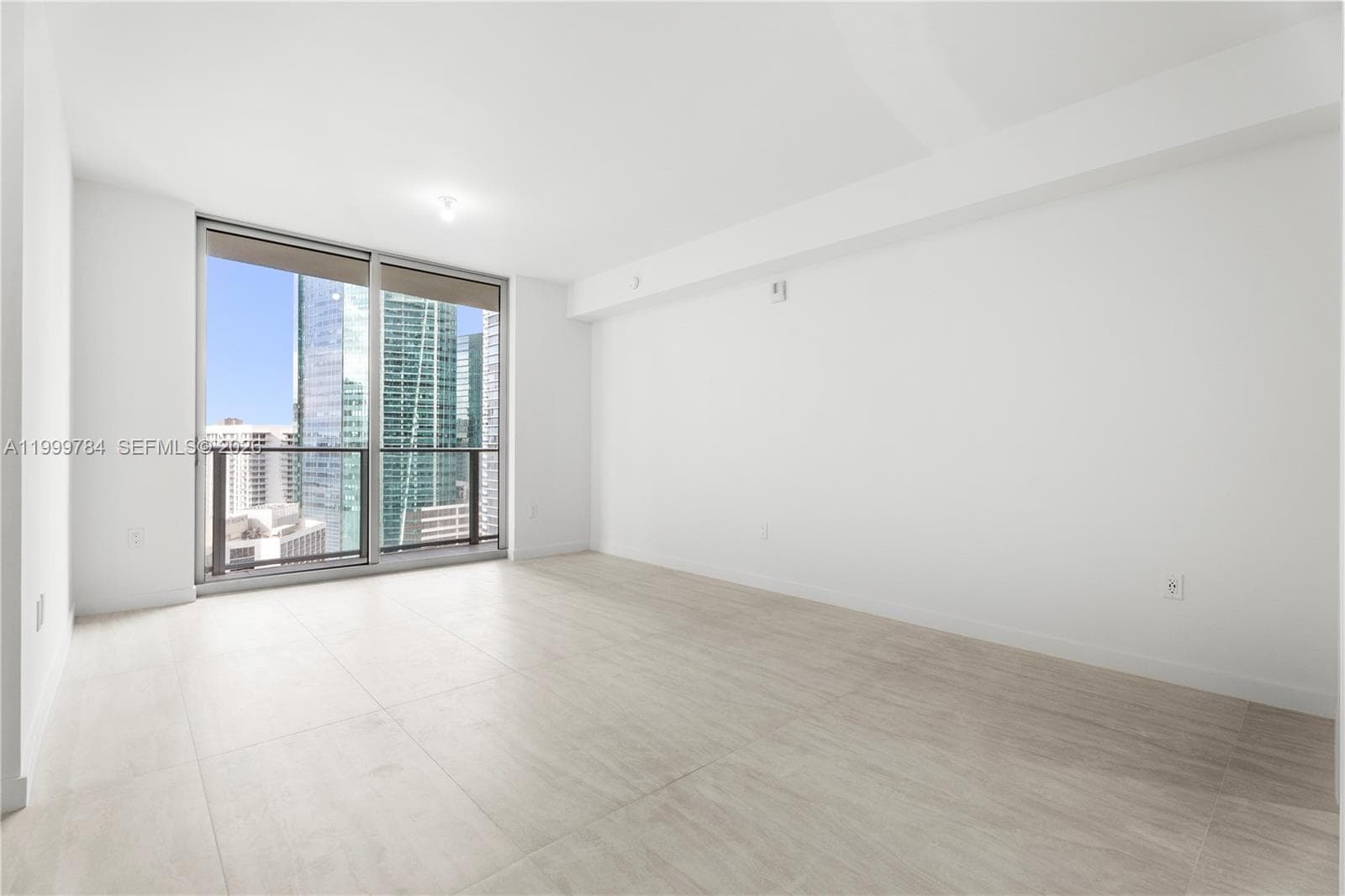 77 SE 5th Street # 3304, Miami, FL 33131 photo 5