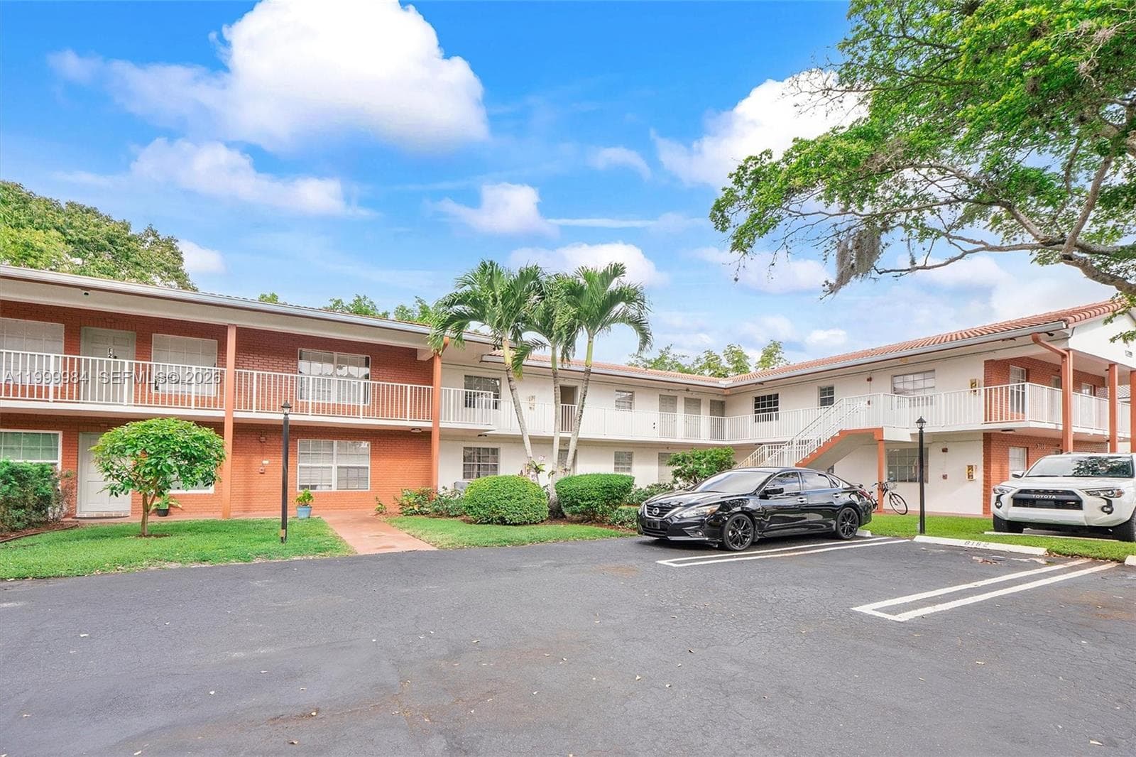 3100 Coral Springs Dr # 1H, Coral Springs, FL 33065 photo 2