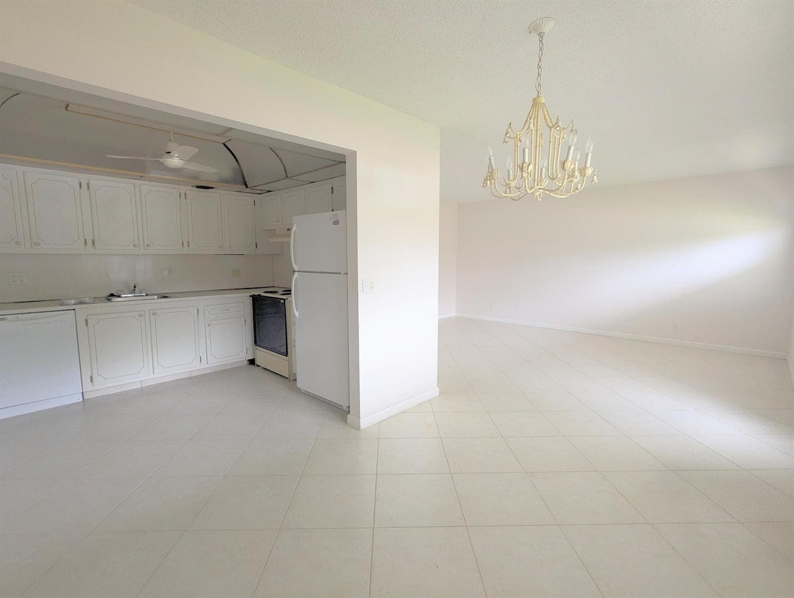 222 Somerset L, West Palm Beach, FL 33417 photo 2