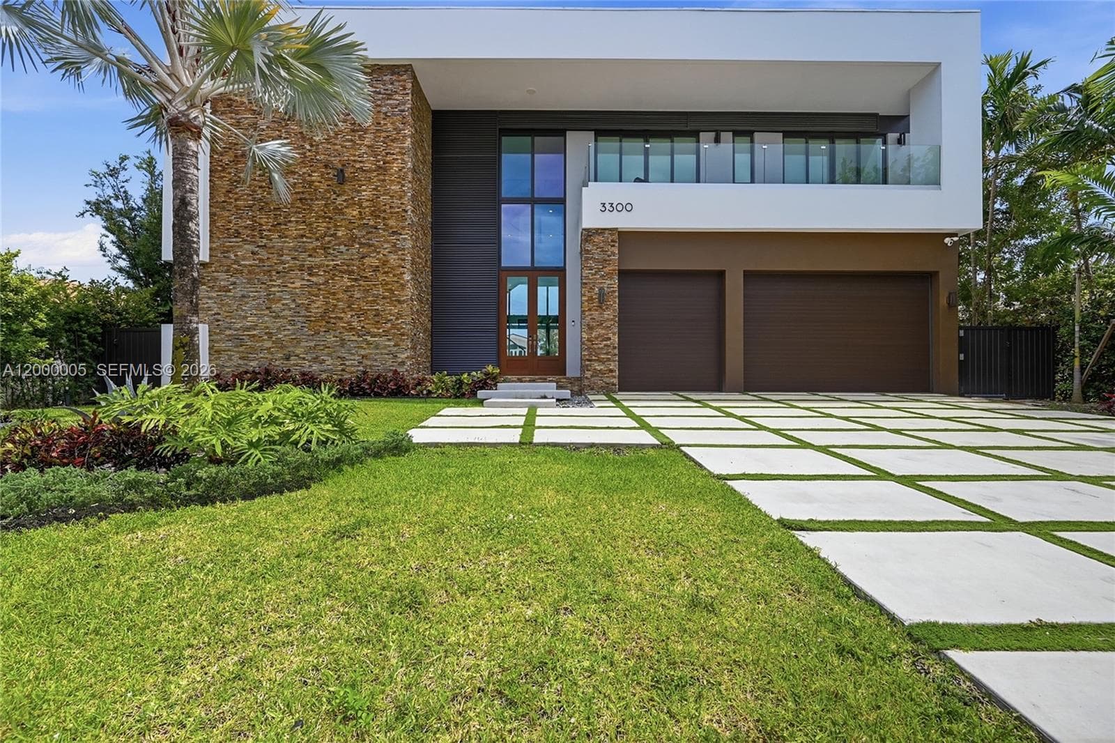 3300 NE 170th St, North Miami Beach, FL 33160