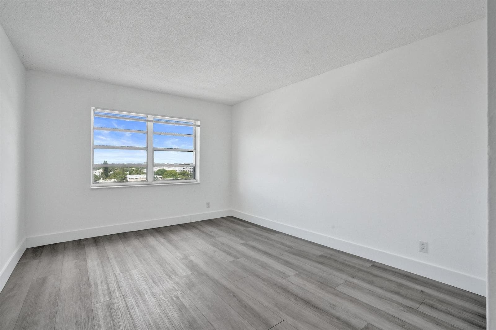 900 NE 18th Avenue # 1004, Fort Lauderdale, FL 33304 photo 3