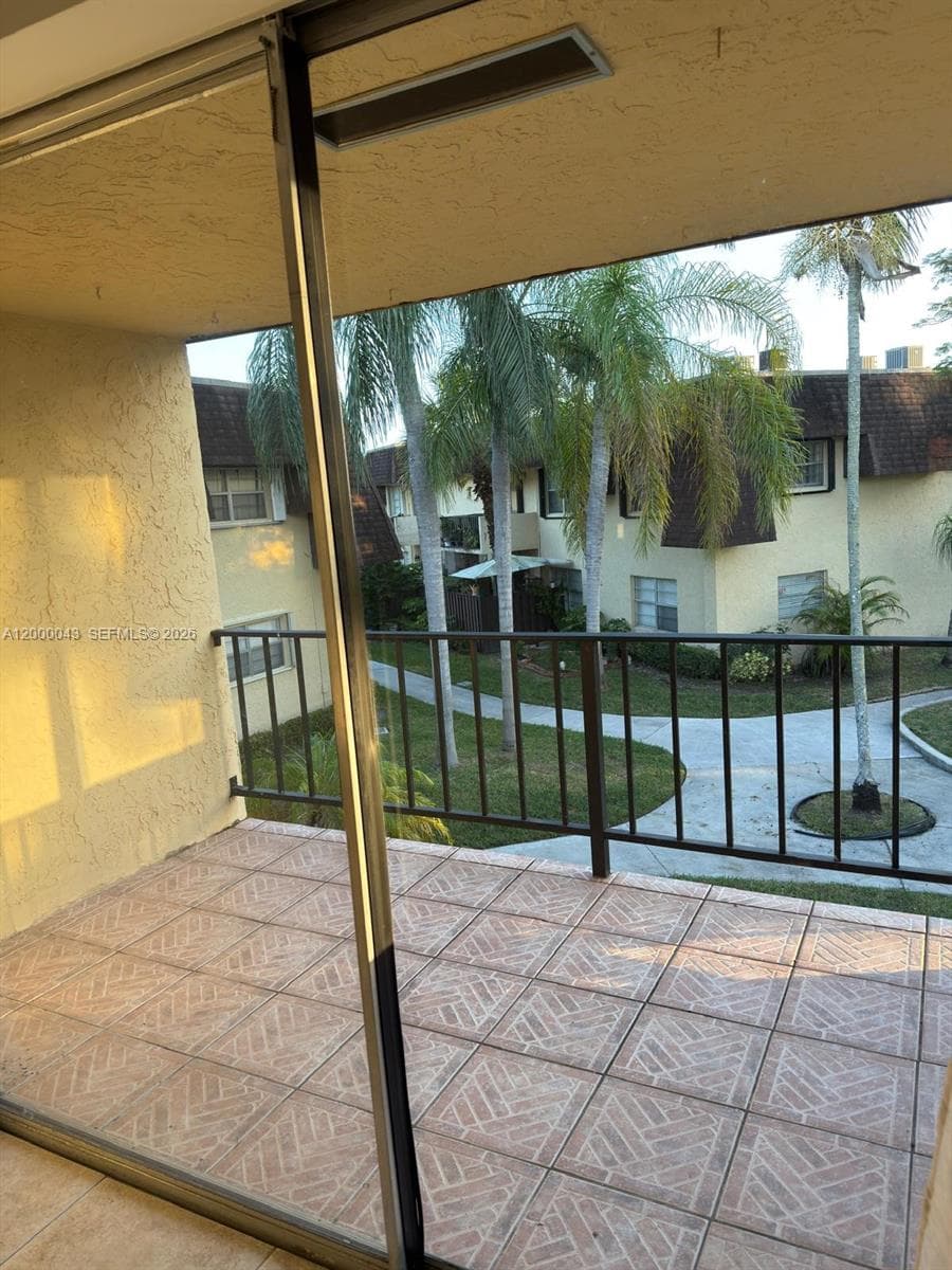 9108 SW 137th Ter # 16-3, Miami, FL 33176 photo 4
