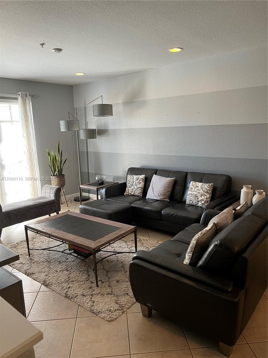 808 SW 147th Ave # 3608, Pembroke Pines, FL 33027